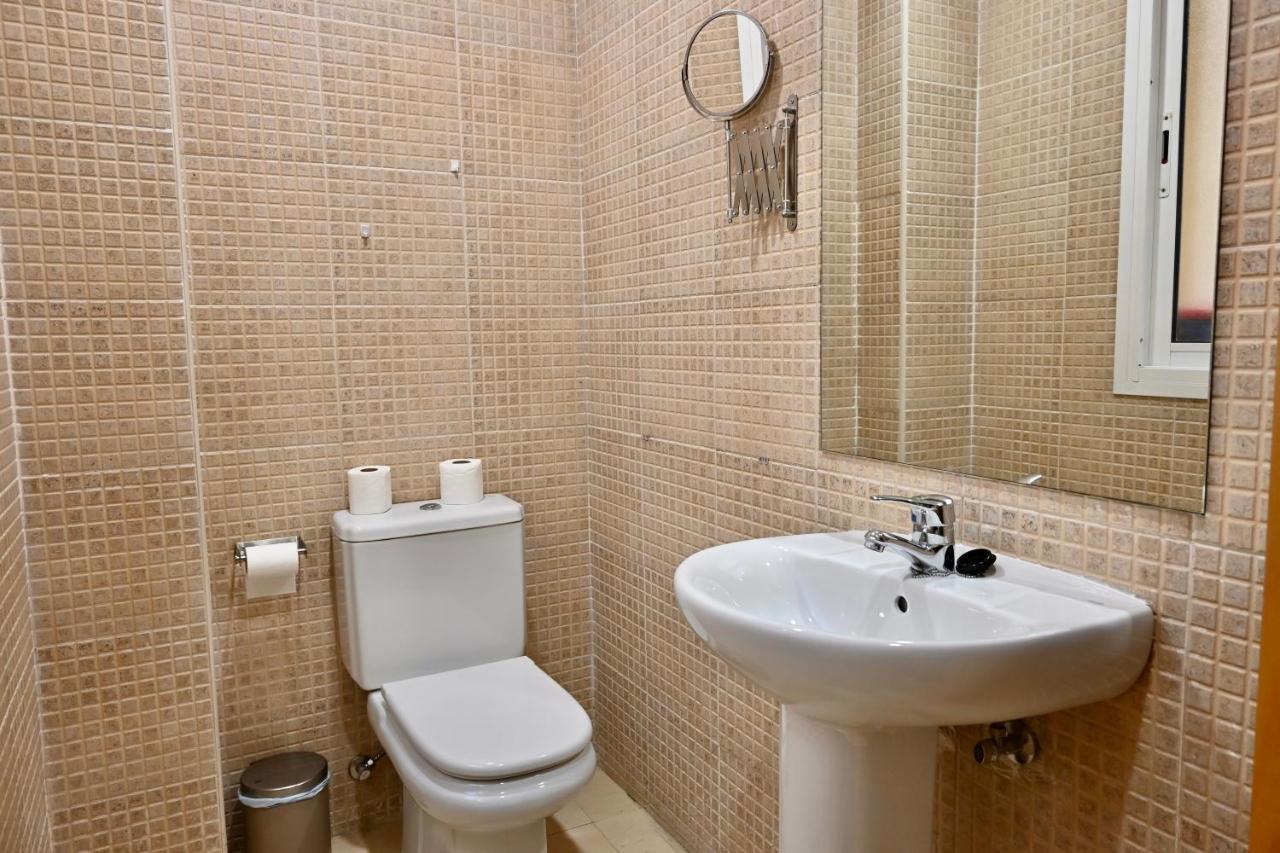 For You Rentals Acogedor Apartamento Temporal De 1 Dormitorio Y Salon, A Pasos De Gran Via Inf3D Madrid Exterior foto